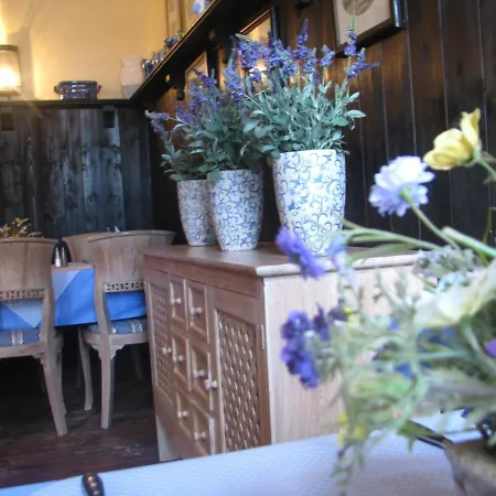 Guest house Und 